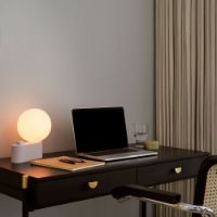 Bild von Tala Alumina Tisch-/Wandleuchte mit Sphere IV Glühbirne EU H: 24 cm – Blüte OUTLET