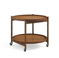 Bild von Brdr. Krüger Bølling Tabletttisch mit 2 Tabletts Ø: 60 cm – Geöltes Walnussholz/Cognac und Schwarz