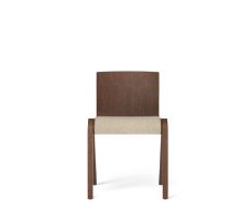 Bild von Audo Copenhagen Ready Dining Chair Sitz gepolstert SH: 48 cm – Rot gebeizte Eiche/Bouclé 02