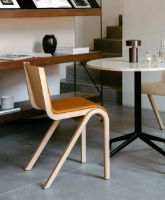 Bild von Audo Copenhagen Ready Dining Chair, vorne gepolstert, SH: 48 cm – Natureiche/Dakar 0250