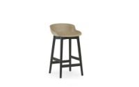 Bild von Normann Copenhagen Hyg Barhocker SH: 65 cm – Sand/Schwarze Eiche