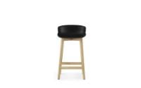 Bild von Normann Copenhagen Hyg Barhocker SH: 65 cm – Schwarz/Eiche