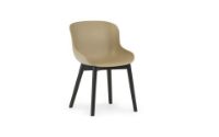 Bild von Normann Copenhagen Hyg Esstischstuhl SH: 46 cm – Sand/Schwarze Eiche