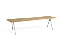 Bild von HAY Pyramide Tisch 02 300 x 85 cm – Beige pulverbeschichteter Stahl/klar lackierte Eiche