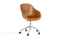 Bild von HAY AAC155 Drehstuhl About A Chair SH: 44 cm – Poliertes Aluminium/Sense Cognac