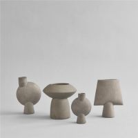 Bild von 101 Copenhagen Sphere Vase Square Mini H: 25 cm - Taupe OUTLET