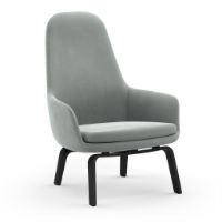 Bild von Normann Copenhagen Era Lounge Chair High Black Oak SH: 40 cm – City Velvet Vol 2 / 086