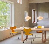 Bild von Fritz Hansen Clam Pendelleuchte Ø: 44 cm – Opal/Messing OUTLET