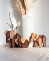 Bild von FableWood Mutter Elefant 12x15 cm – Walnuss/Esche OUTLET