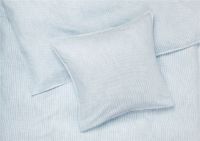 Bild von Juna Monochrome Lines Kissenbezug 63x60 cm - Hellblau/Weiß