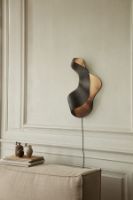 Bild von Ferm Living Oyster Wandleuchte H: 60 cm - Schwarz