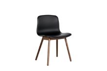 Bild von HAY AAC 13 About A Chair SH: 46 cm – Lackiertes massives Walnussholz/Sense Black