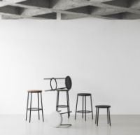 Bild von Normann Copenhagen Circa Barhocker gepolstert H: 75 cm – Ultra Leather Black 41599