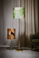 Bild von Ebb & Flow Smykke Tischlampensockel M Ø: 12,5 cm – Waldgrün/Gold