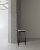 Bild von Normann Copenhagen Circa Barhocker gepolstert H: 75 cm – Sand MLF20