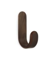 Bild von Normann Copenhagen Curve Haken H: 17,7 cm – Walnuss