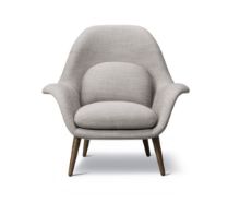 Bild von Fredericia Furniture 1770 Swoon Lounge Chair SH: 40 cm – Ruskin 10/Räuchereiche