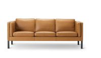 Bild von Fredericia Furniture 2335 Mogensen 2,5 Pers. Sofa L: 180 cm - Leder Max 91 Kastanie/Schwarz lackierte Eiche