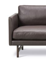 Bild von Fredericia Furniture 5623 Calmo 3 Pers. Sofa L: 250 cm – Max. 96 Braunes Leder/Räuchereiche