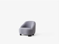 Bild von &Tradition Margas Lounge Chair LC1 SH: 42 cm - Gentle 133/Sort