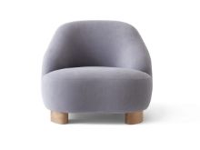 Bild von &Tradition Margas Lounge Chair LC1 SH: 42 cm – Gentle 133/geölte Eiche