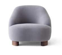 Bild von &Tradition Margas Lounge Chair LC1 SH: 42 cm – Gentle 133/Walnuss