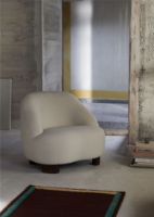 Bild von &Tradition Margas Lounge Chair LC1 SH: 42 cm – Karakorum 001/Walnuss