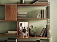 Bild von String Furniture Tiny Cabinet 28x38cm – Walnuss