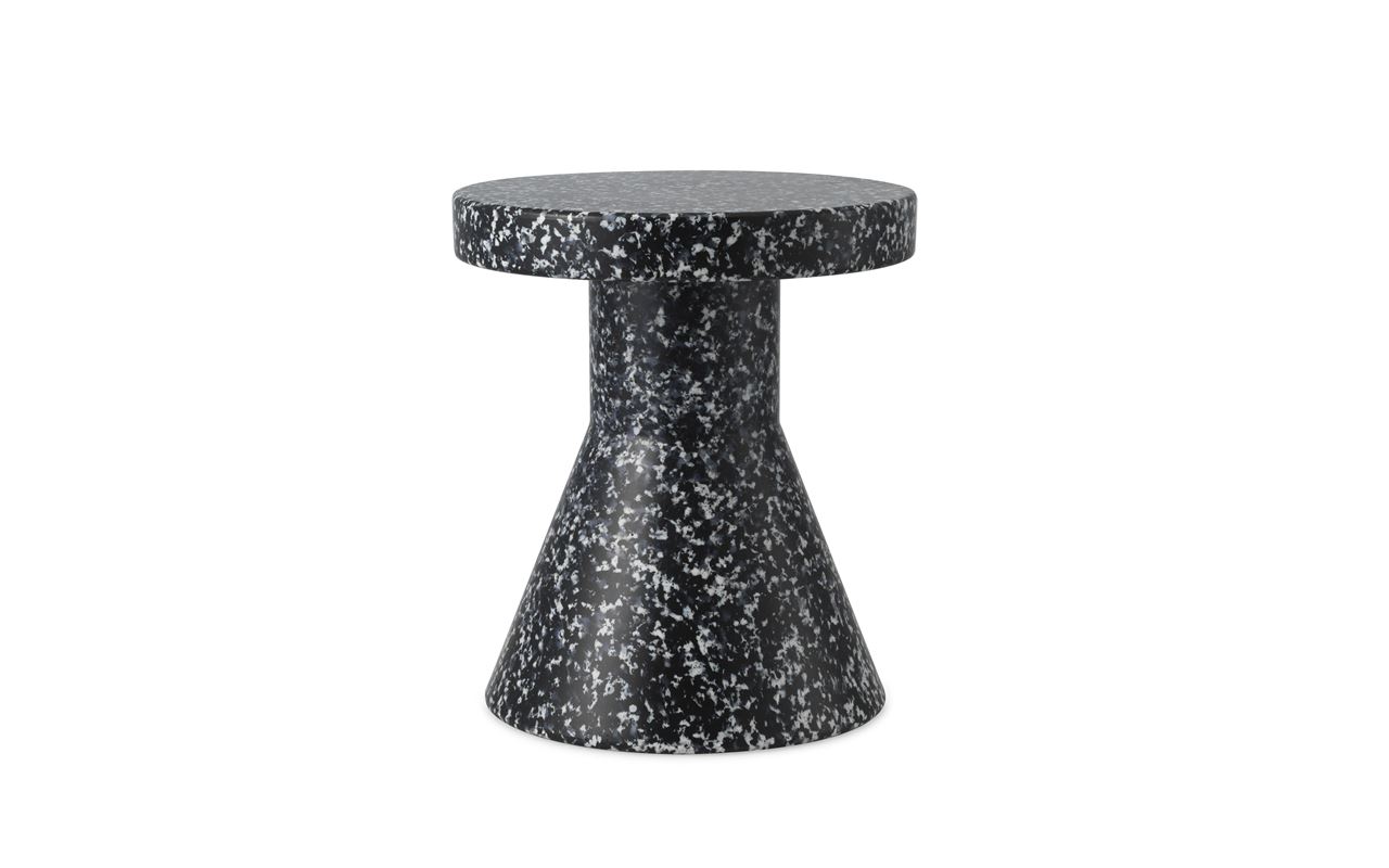 Bild von Normann Copenhagen Bit Hocker Cone H: 42 cm - Schwarz/Weiß
