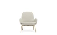 Bild von Normann Copenhagen Era Lounge Chair Low Oak SH: 40 cm – Main Line Flax / MLF20 Upminster Sand