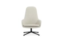 Bild von Normann Copenhagen Era Lounge Chair High Swivel Schwarz Alu SH: 40 cm – Main Line Flax / MLF20 Upminster Sand