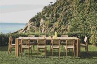 Bild von GUBI Gascoin Outdoor C-Chair Dining SH: 47 cm – Teak/Flet