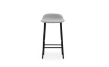 Bild von Normann Copenhagen Form Barhocker SH: 65 cm – Partner Grau/Stahl