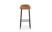 Bild von Normann Copenhagen Form Barhocker SH: 75 cm – Brandy Leder/Stahl