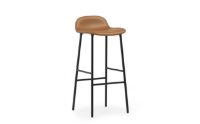 Bild von Normann Copenhagen Form Barhocker SH: 75 cm – Brandy Leder/Stahl