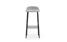 Bild von Normann Copenhagen Form Barhocker SH: 75 cm – Partner Grau/Stahl