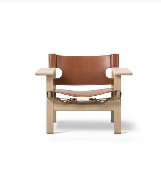 Bild von Fredericia Furniture 2226 Der spanische Stuhl von Børge Mogensen SH: 33 cm – Cognacfarbenes Leder/seifenbehandelte Eiche