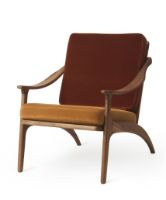 Bild von Warm Nordic Lean Back Lounge Chair SH: 41 cm – Teak/Ziegelrot/Bernstein