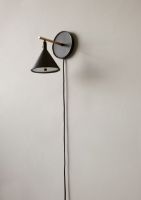 Bild von Audo Copenhagen Cast Sconce Wandleuchte mit Diffusor Ø: 18,5 cm - Schwarz