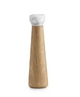 Bild von Normann Copenhagen Craft Salzmühle, groß, H: 27 cm – weißer Marmor/Eiche