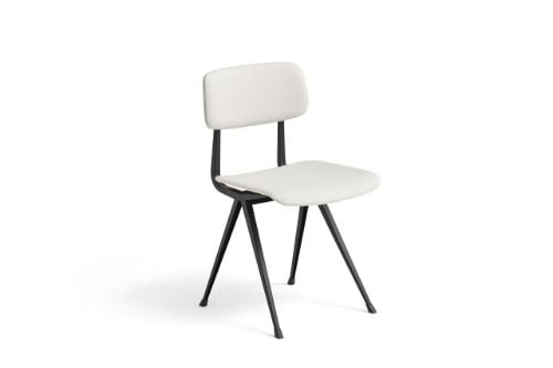 HAY Result Chair Full Upholstery SH: 46 cm - Black Powder Coated Steel/Steelcut 220
