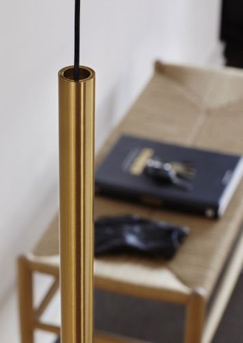 LOOM Design Valkyrie 37 Pendel L: 37 cm – Messing