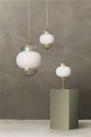 Bild von Design By Us Shahin Anhänger Ø: 23 cm – Opal/Messing