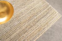 Bild von HC Carpets Helsinki Handgefertigter Teppich 200x290 cm - Elfenbeinhonig