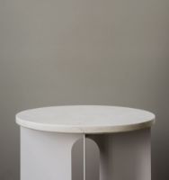 Bild von Audo Copenhagen Androgyne Tischplatte Ø: 42 cm – Crystal Rose Marmor