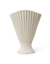 Bild von Ferm Living Fountain Vase H: 30,5 cm – gebrochenes Weiß