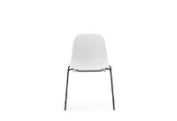 Bild von Normann Copenhagen Form Stuhl stapelbar SH: 44,2 cm – Weiß/Schwarz