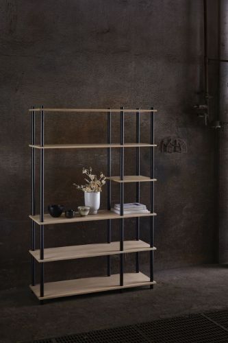 Woud Elevate Regalsystem 7 – Schwarz