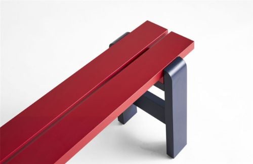HAY Weekday Bench Duo B: 111 cm – weinrote Tischplatte/stahlblauer Rahmen