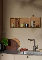 Bild von Ferm Living Bon Shelf L: 47 cm – Wandteppich aus geölter Eiche, 165 x 100 cm – Natur